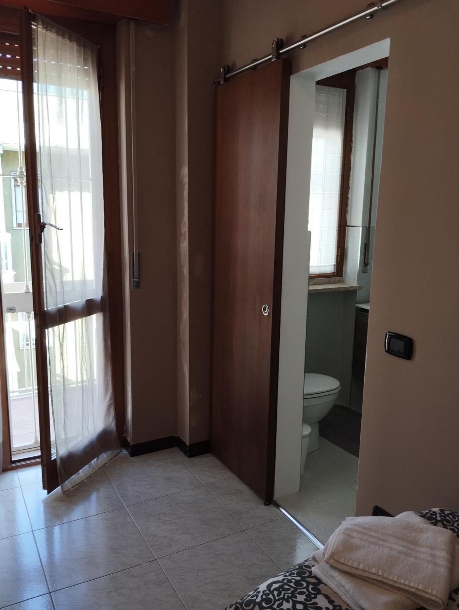 Twin Room Private Bathroom